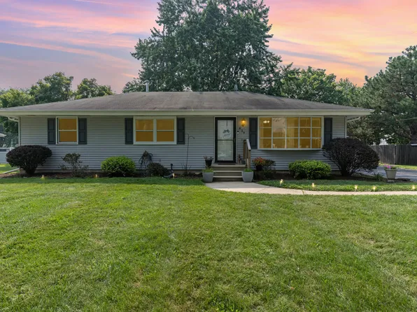 819 Baskin Dr, Joliet, IL 60404