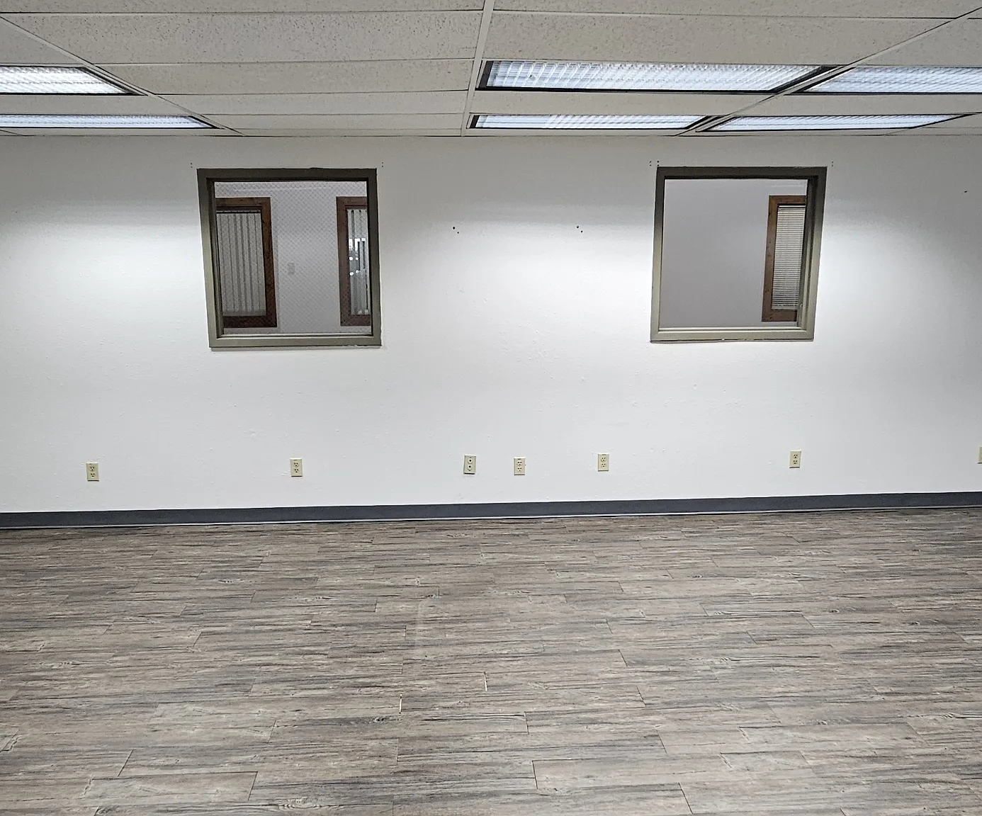 219 East Pine Street - 110 - . — Photo 4