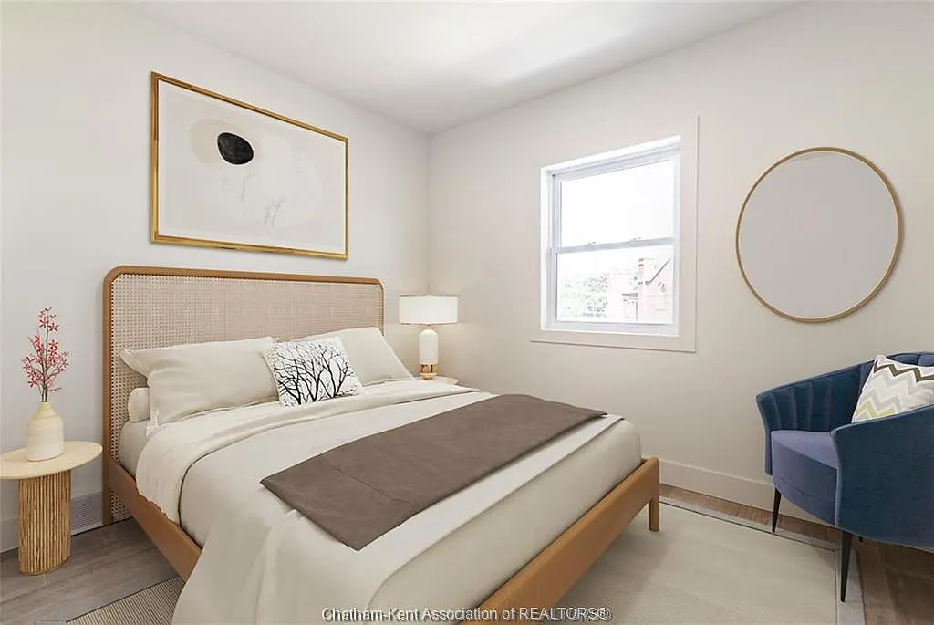 2 bed, 1.0 bath, $1,950 — Photo 4
