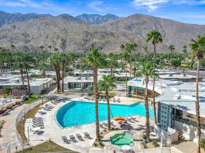 1111 E Palm Canyon Dr #345, Palm Springs, CA, 92264