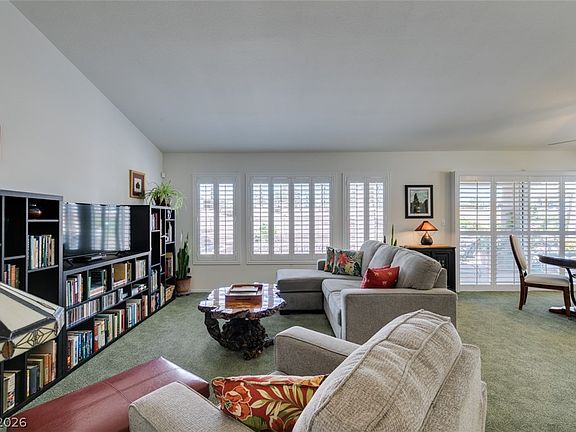 2nd image of 511 Winding Oak Ct