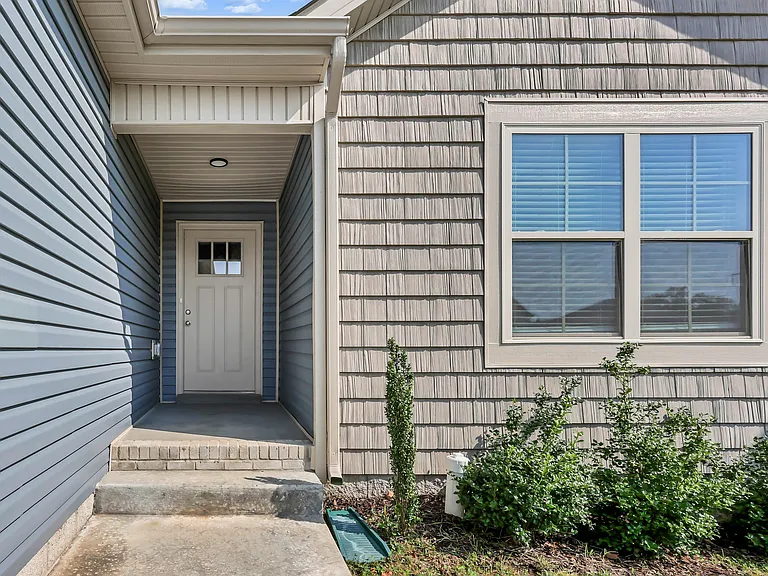438 Mattingly Dr — Photo 7