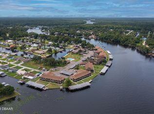 1640 Juno Trl APT 205A, Astor, FL 32102