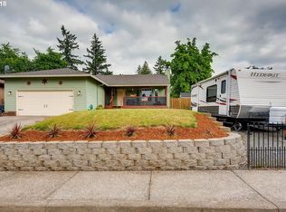 5910 Barclay Ave, Gladstone, OR 97027