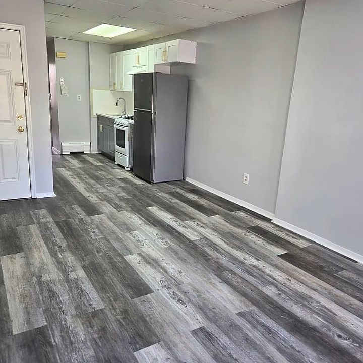 1st image of 145 Sherman Ave #4L