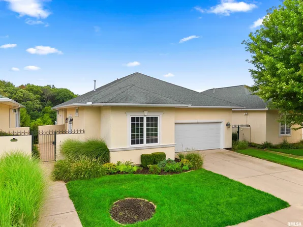5606 W Grande Cir, Peoria, IL 61615