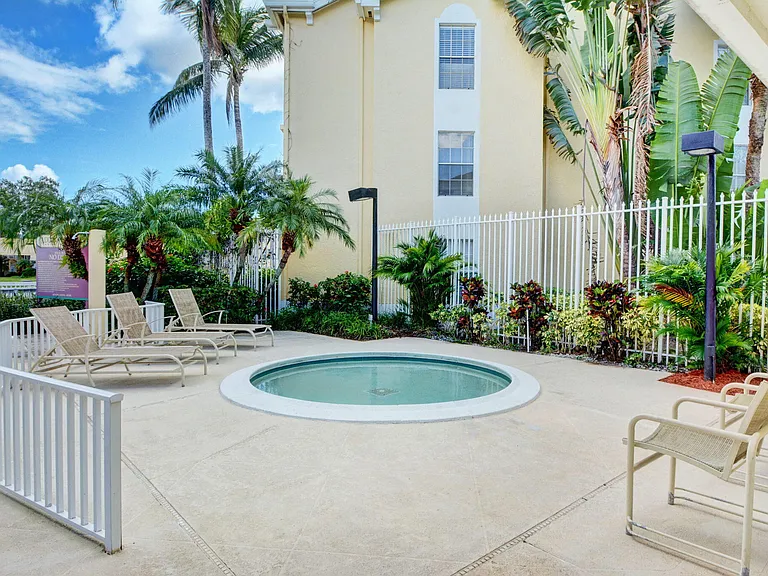 6323 La Costa Dr #M — Photo 27