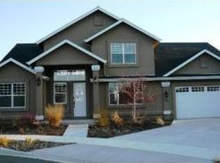 1324 Cedar Creek Cir, Gardnerville, NV 89460