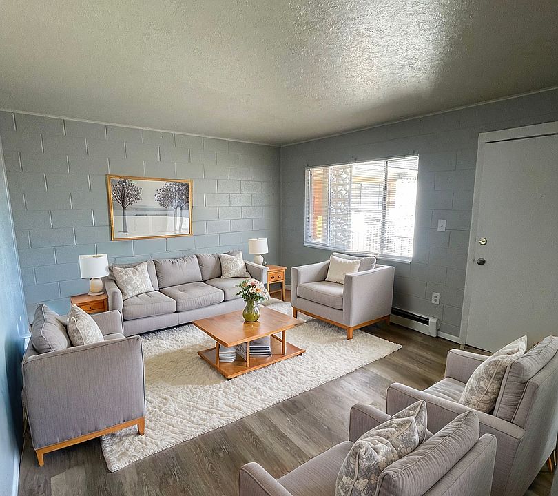 1st image of 3126 N Hancock Ave Unit 9