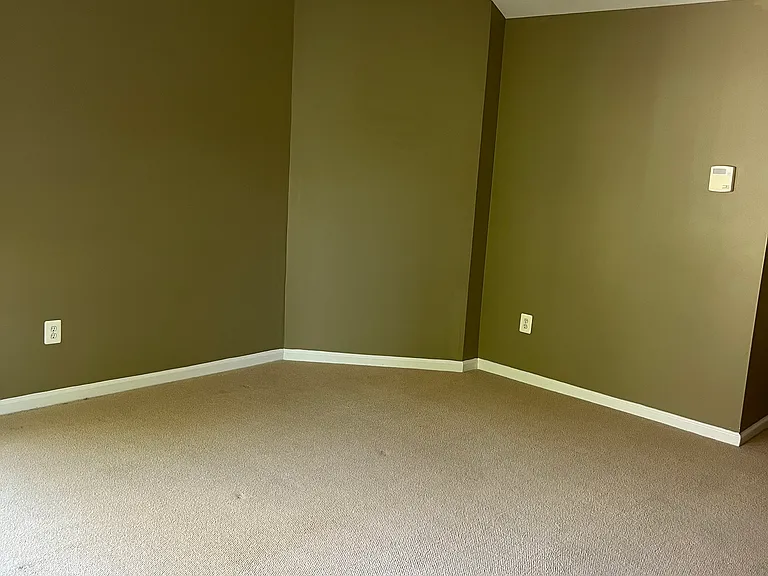 627 Binghampton Ln — Photo 14