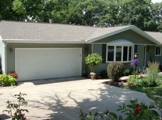 5209 Autumn Ln, Mc Farland, WI 53558