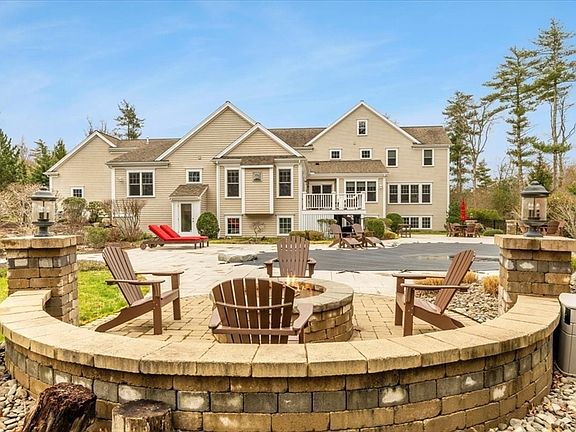 5th image of 6 Woodland Ridge Dr