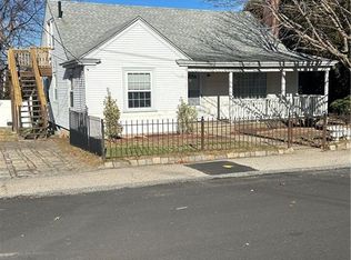 25 Paolino St, Johnston, RI 02919