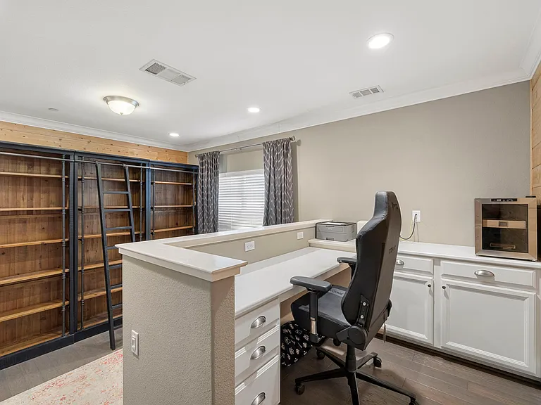 83 Adair Ct — Photo 45