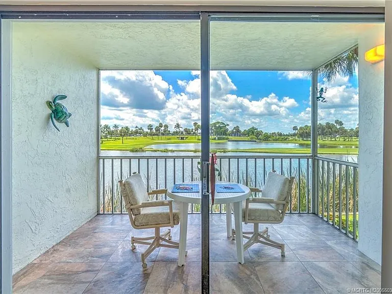 5593 NE Gulfstream Way — Photo 15