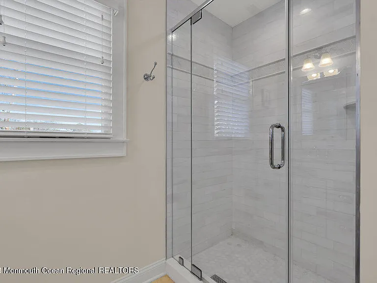 303 B St — Photo 49