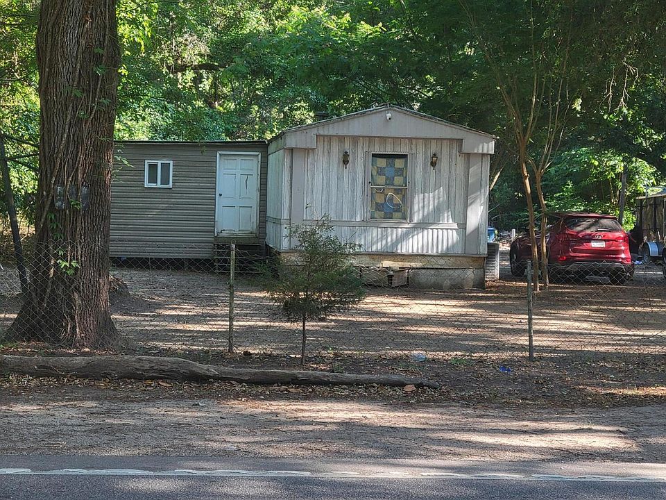 2nd image of 3327 River Rd