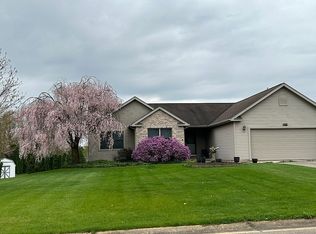 143 Shadow Bend Ln, Battle Creek, MI