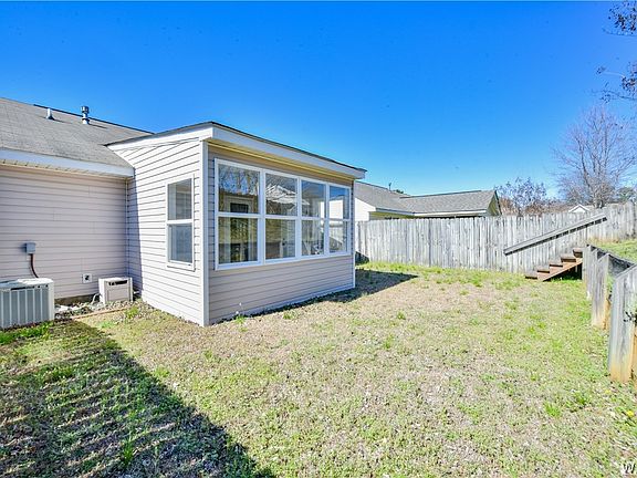 5th image of 8619 Inverness Ln