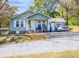 202 Cavender St, La Fayette, GA 30728