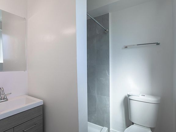 3rd image of 89 Hurlbut St #6