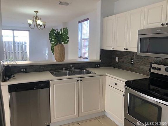 4th image of 8117 W 36th Ave APT 7