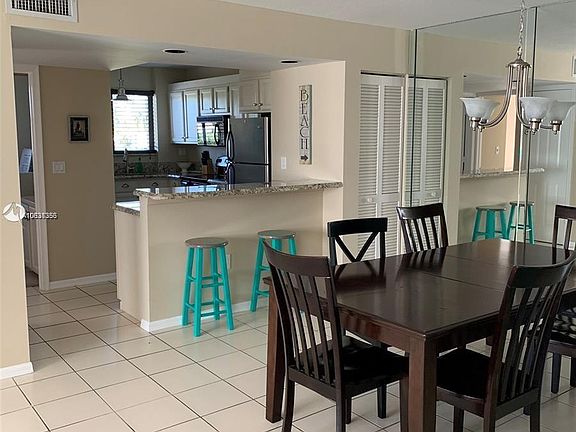 3rd image of 370 Bella Vista Ct N #370