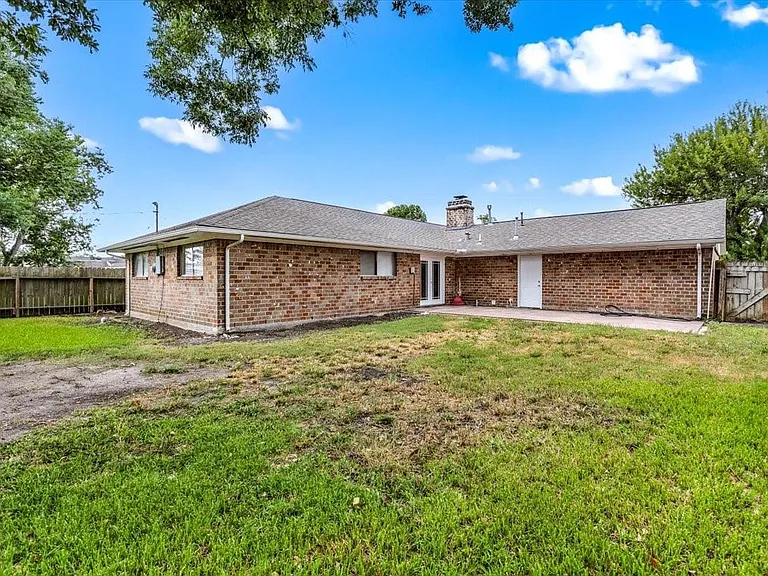 6414 Heatherbloom Dr — Photo 30