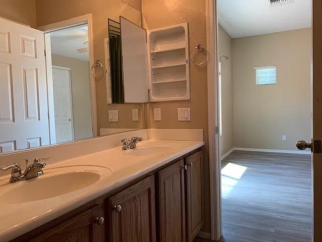 5245 W Shumway Farm Rd — Photo 13