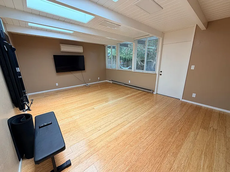 1787 Wolfe Dr — Photo 24