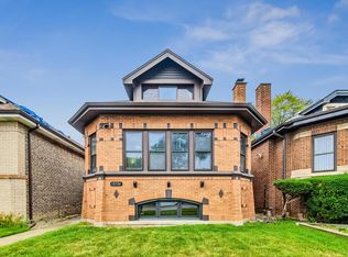 10104 S Calumet Ave, Chicago, IL