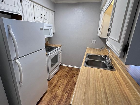 4th image of 475 Industrial Dr W #602