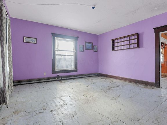 5th image of 12449 Mary St