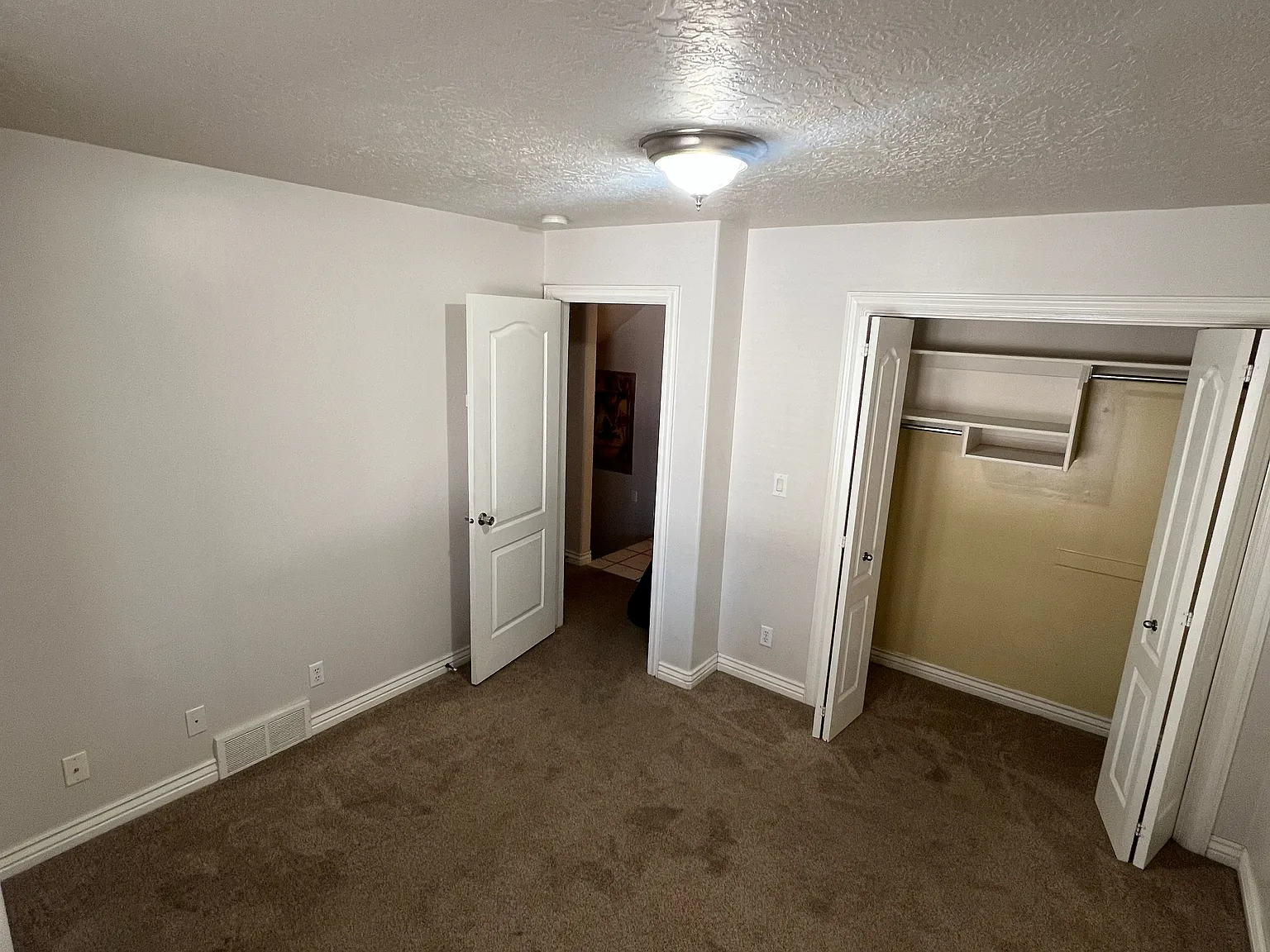 1 bed, 140 sqft, $650 — Photo 3