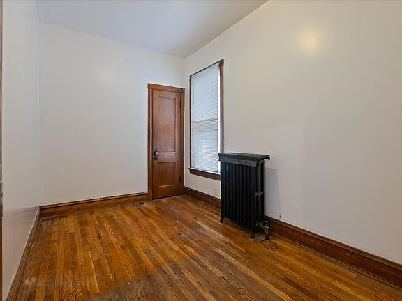 5th image of 6543 S Damen Ave