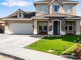 1079 San Jose Ave, Madera, CA 93637