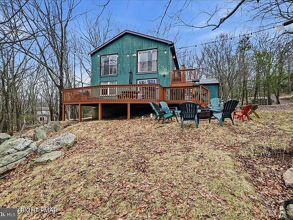 3rd image of 12 Hidden Ridge Rd