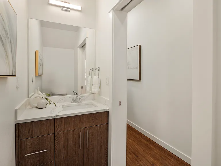 2809 Clare Ave — Photo 4
