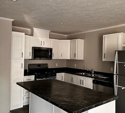 5th image of 333 E Lakewood Blvd #108