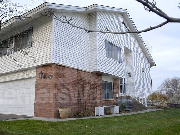 2nd image of 710 E 143rd St