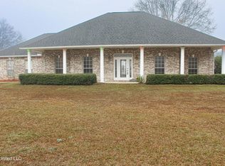 6909 Tanner Williams Rd, Lucedale, MS 39452