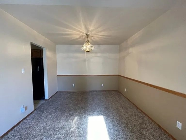 2604 W 8th St — Photo 3