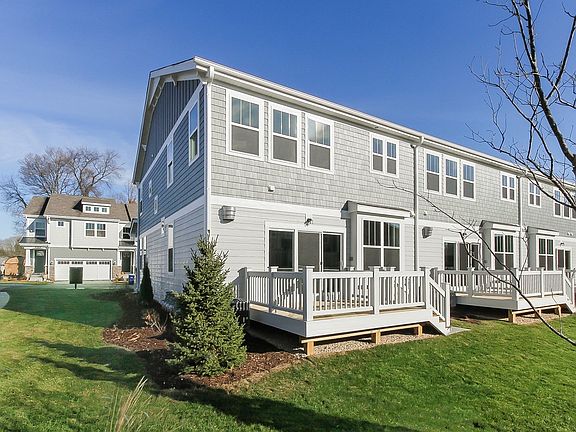 2nd image of 634 Riverbank Lot 7.05