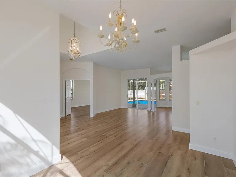 7111 41st Ln E — Photo 15