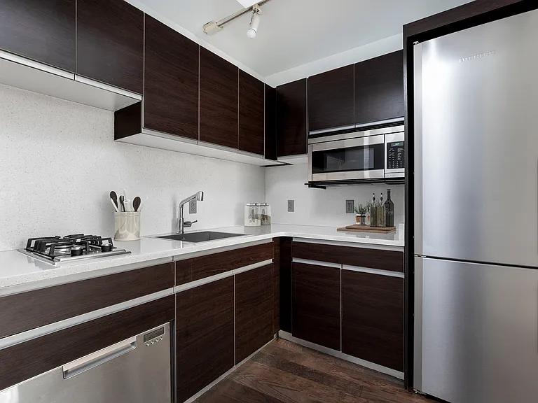 116 John St #3102 — Photo 4