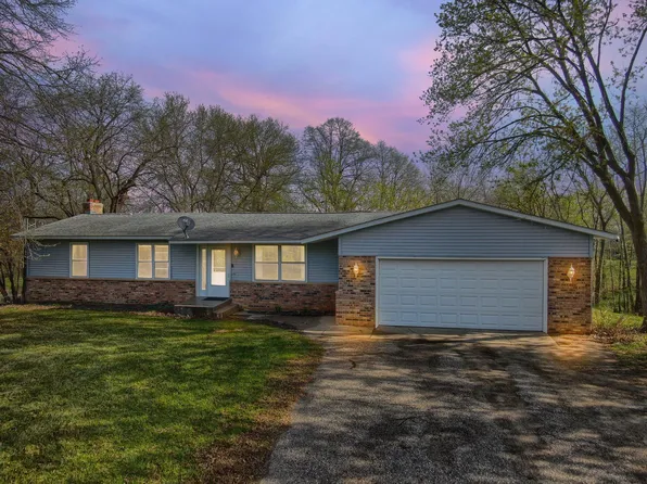 9057 Kimball Ave NW, Annandale, MN 55302
