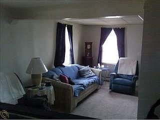2nd image of 6058 Nightingale St
