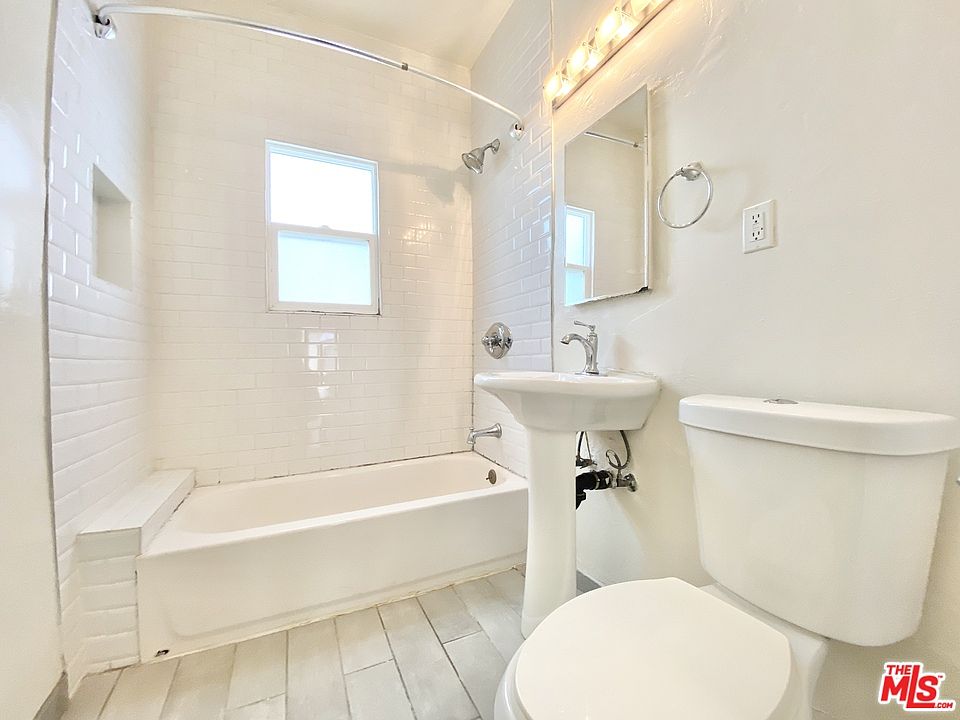 1st image of 838 N Alta Vista Blvd #1