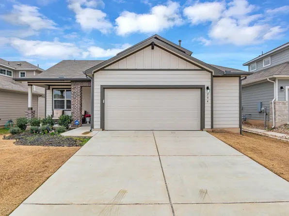 204 Big Sandy Creek Dr, Hutto, TX 78634