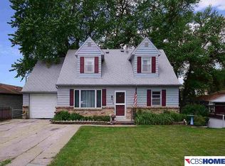 5066 S 48th St, Omaha, NE 68117